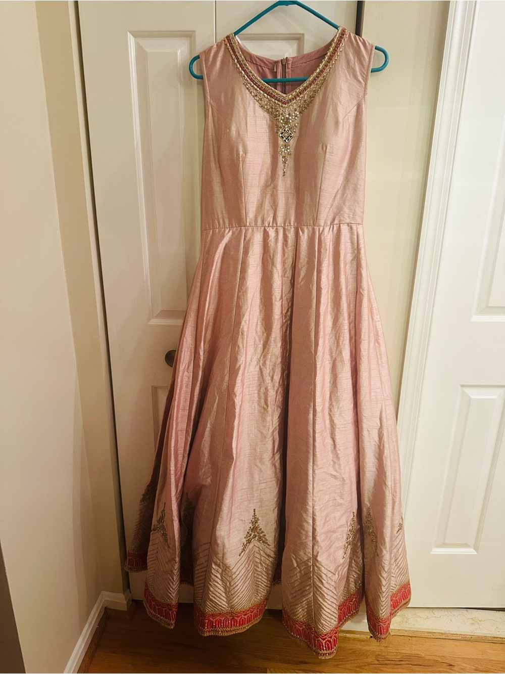 Pakistani Dusty Rose Farshi Anarkali Dress | Size S | Gold Zari & Beaded.
